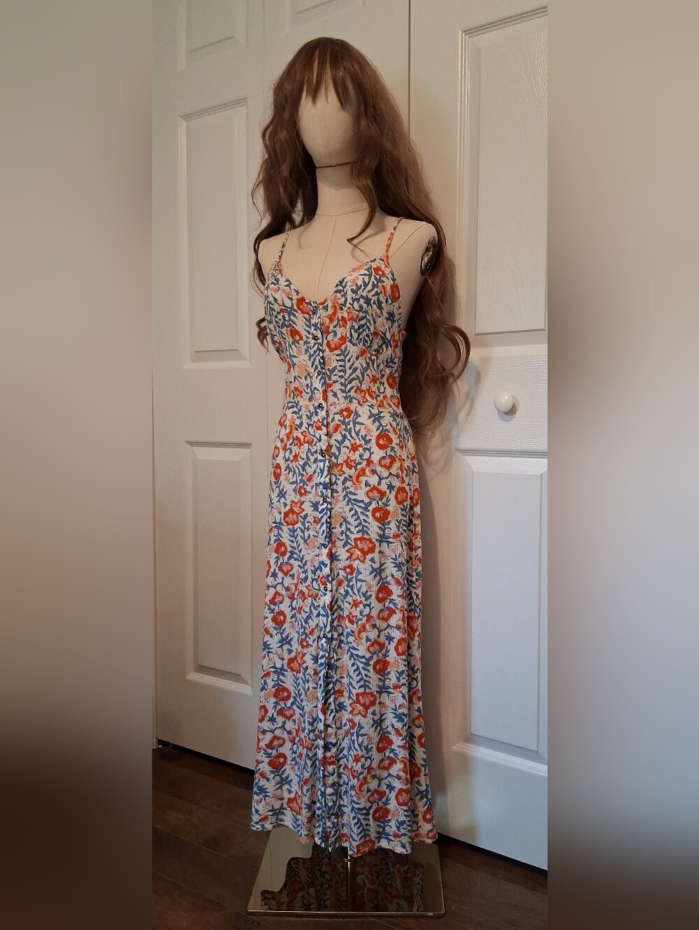 Billabong White Maxi Dress with White, Orange & Blue Floral Print Size M